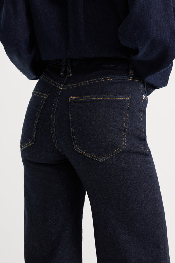 ALWAYS FITS PETITE SLIM PALAZZO JEANS | DENETHICBLUE04-4 | GOOD AMERICAN | MODEL_A