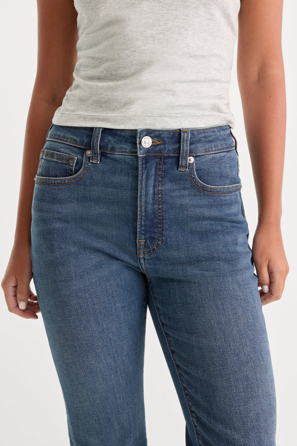 GOOD LEGS STRAIGHT JEANS | BLUE004