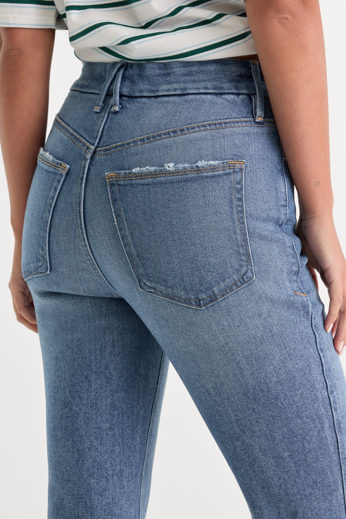 SOFT TECH GOOD CLASSIC BOOTCUT JEANS | INDIGO627-6 | GOOD AMERICAN | MODEL_A