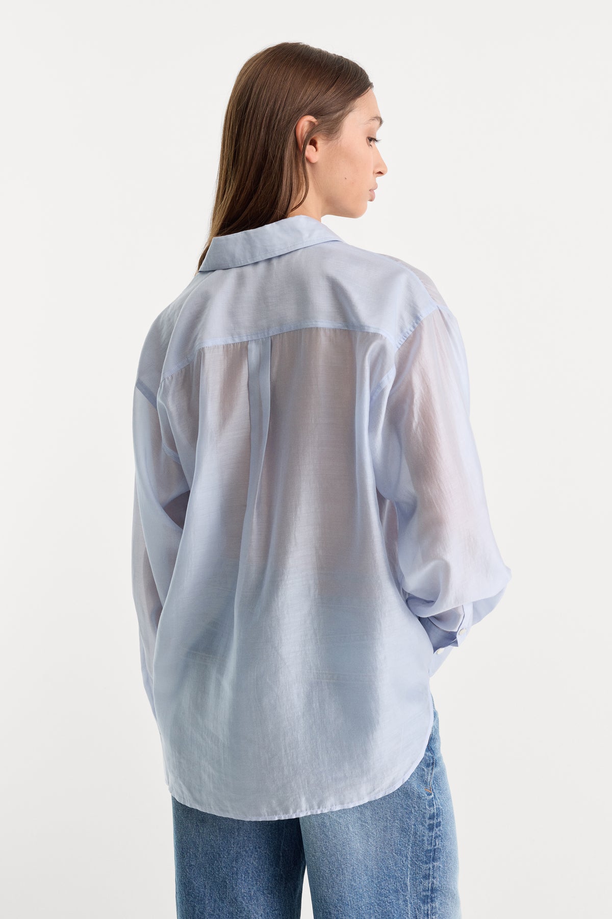 THE SHEER OVERSIZED SHIRT | COAST BLUE-4 | GOOD AMERICAN | MODEL_A