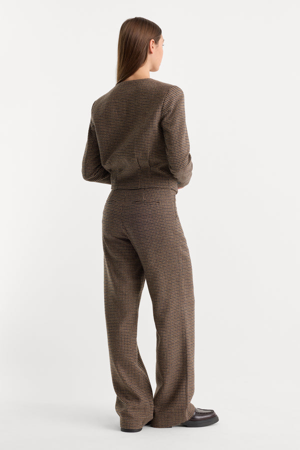 THE GHOST WAISTBAND TROUSER | BROWN MINI HOUNDSTOOTH-2 | GOOD AMERICAN | MODEL_A