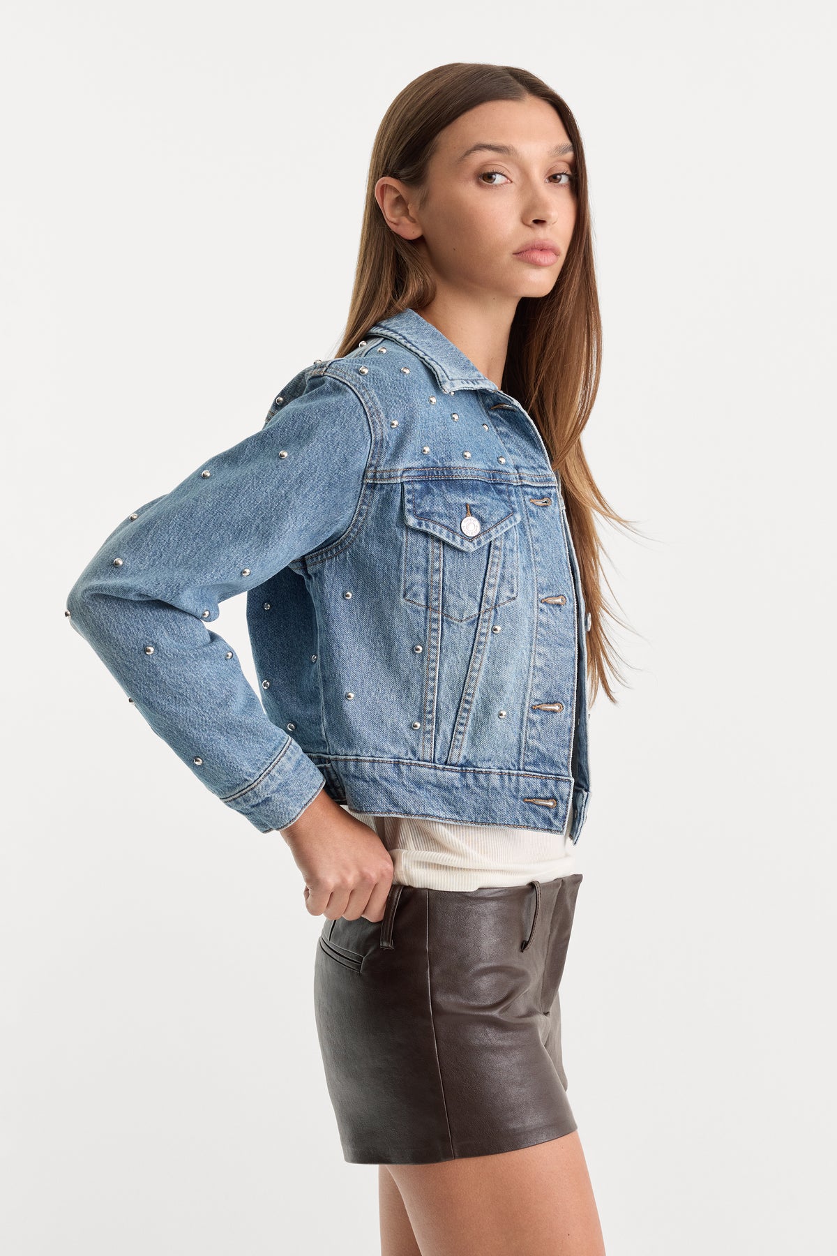 THE STUDDED DENIM JACKET | ZANA-3 | GOOD AMERICAN | MODEL_A