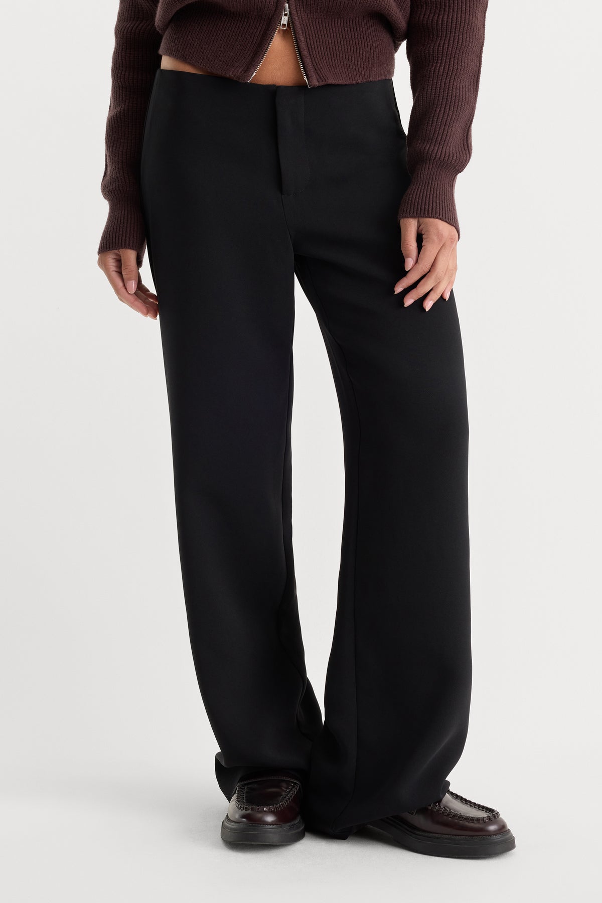 THE GHOST WAISTBAND TROUSER | BLACK001-4 | GOOD AMERICAN | MODEL_A