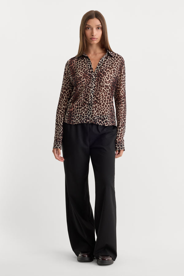 THE SLIM SHIRT | NATURAL LEOPARD PRINT
