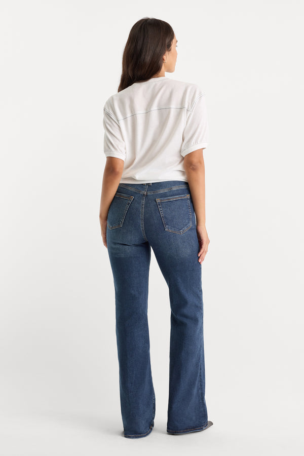 ALWAYS FITS GOOD CLASSIC BOOTCUT JEANS | INDIGO446