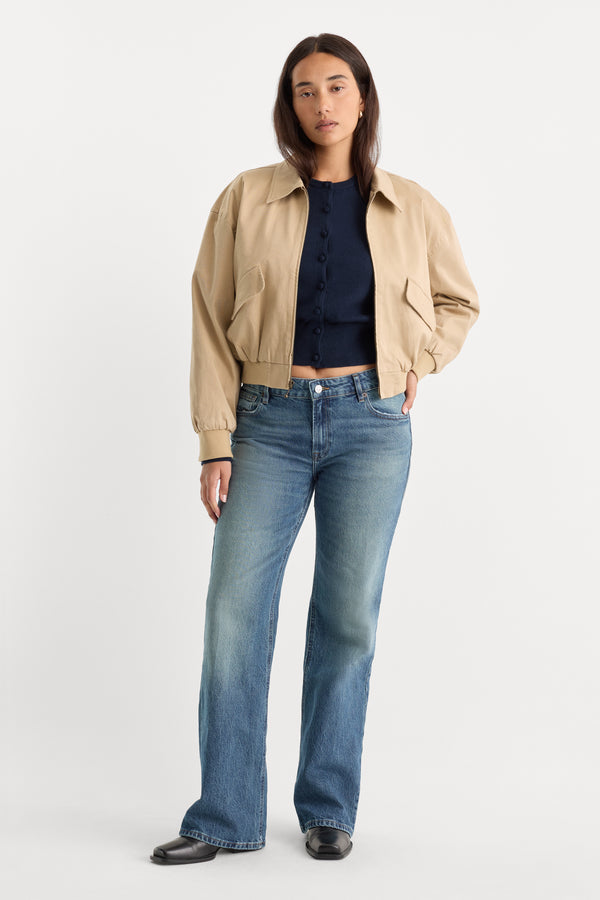 VINTAGE LOW RISE BOOTCUT JEANS | INDIGO1282-1 | GOOD AMERICAN | MODEL_B