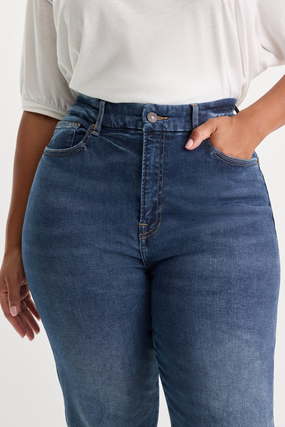 ALWAYS FITS GOOD LEGS STRAIGHT JEANS | INDIGO571