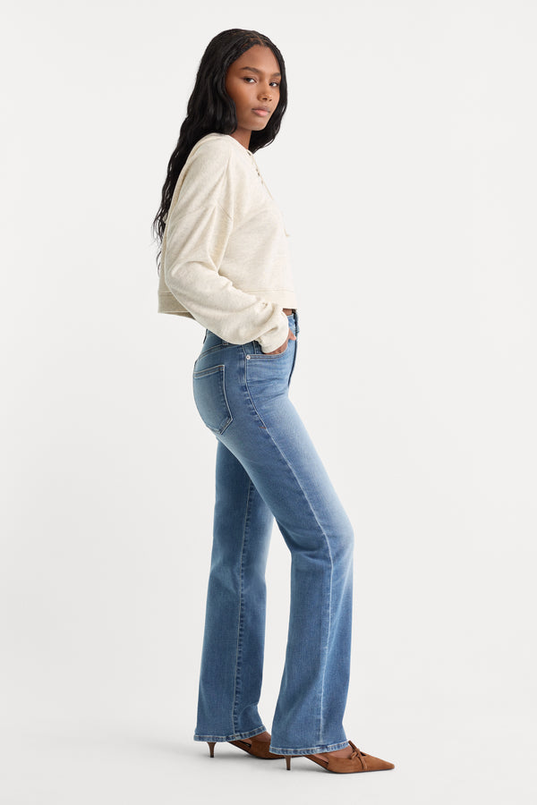 GOOD TRUE STRAIGHT JEANS | STILL-4 | GOOD AMERICAN | MODEL_A