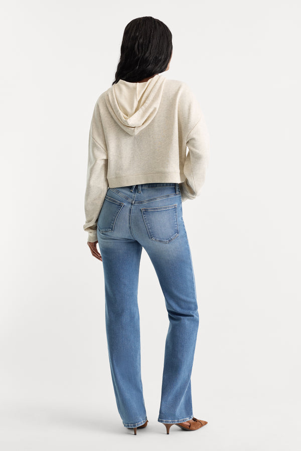 GOOD TRUE STRAIGHT JEANS | STILL-5 | GOOD AMERICAN | MODEL_A