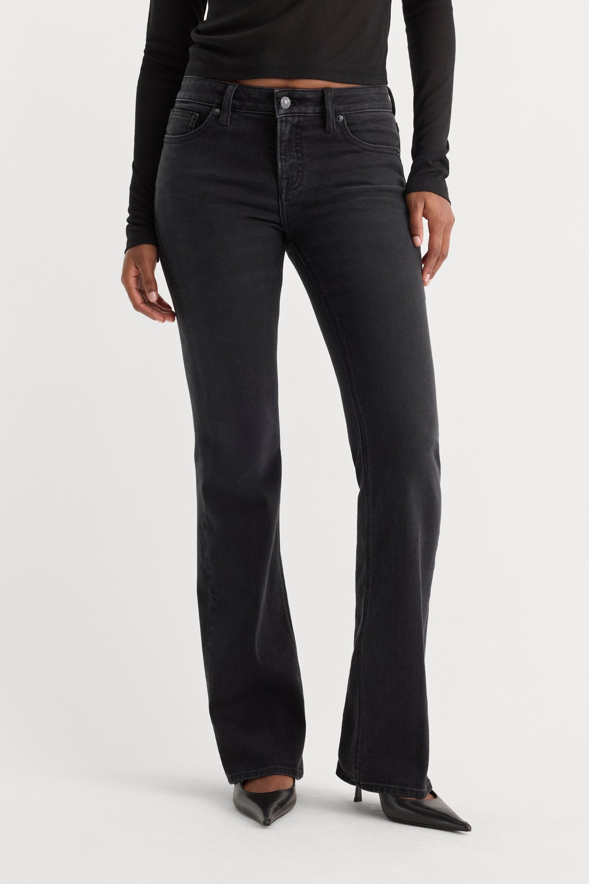 SOFT TECH GOOD LOW RISE BOOTCUT JEANS | NOVA