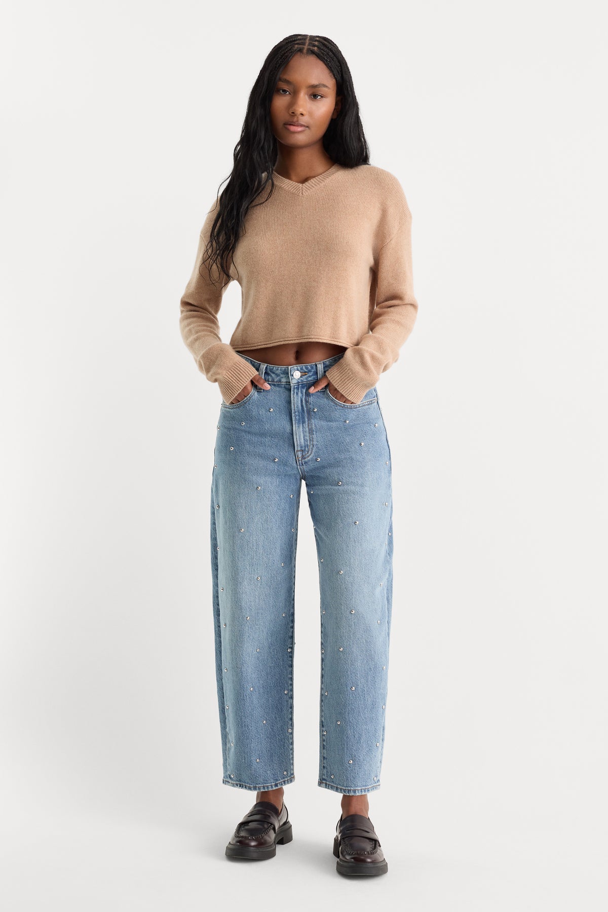 STUDDED VINTAGE BARREL ANKLE JEANS | ZANER-1 | GOOD AMERICAN | MODEL_A