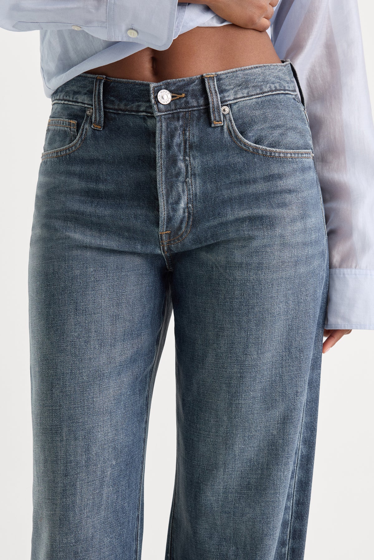 COATED VINTAGE LOW SLUNG BAGGY JEANS | LAINE-2 | GOOD AMERICAN | MODEL_A