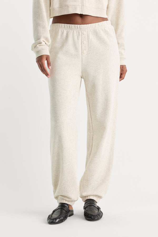 THE FRENCH TERRY BUTTON FRONT JOGGER | OATMEAL HEATHER-4 | GOOD AMERICAN | MODEL_A