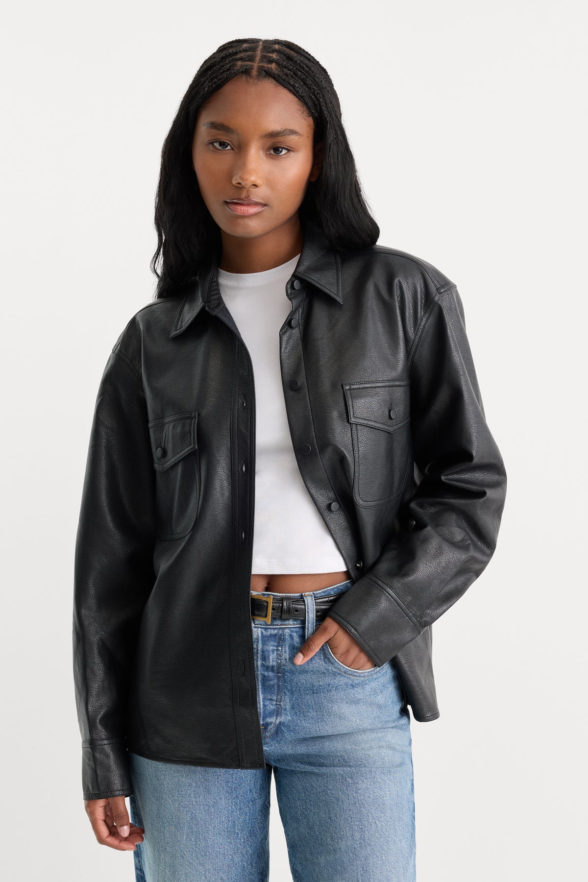 THE BETTER THAN LEATHER CLASSIC SHIRT | BLACK001-1 | GOOD AMERICAN | MODEL_A