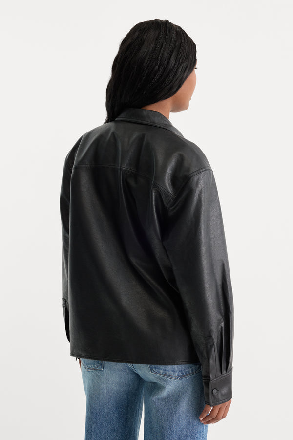 THE BETTER THAN LEATHER CLASSIC SHIRT | BLACK001-5 | GOOD AMERICAN | MODEL_A