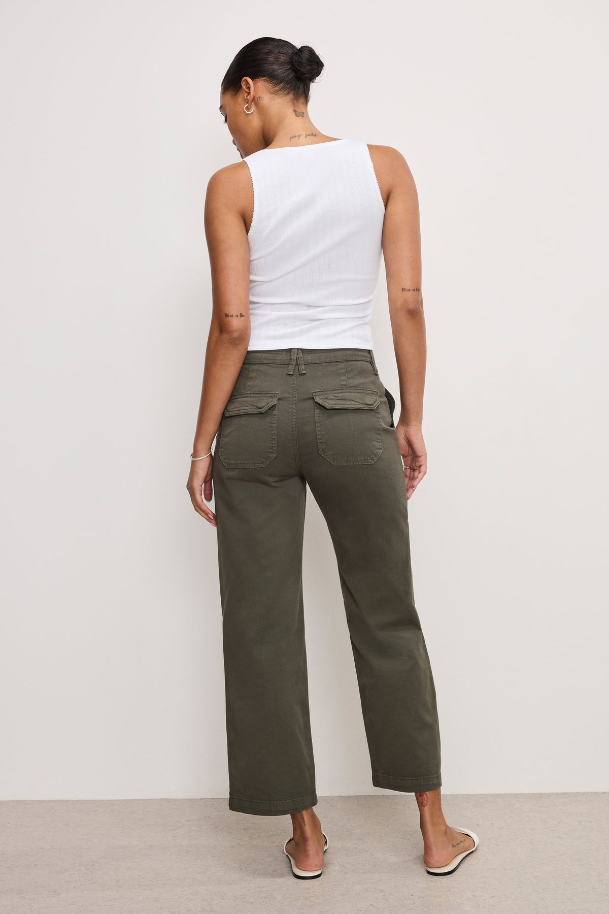 CARGO CROPPED TWILL PANTS | FATIGUE001-5 | GOOD AMERICAN | MODEL_A
