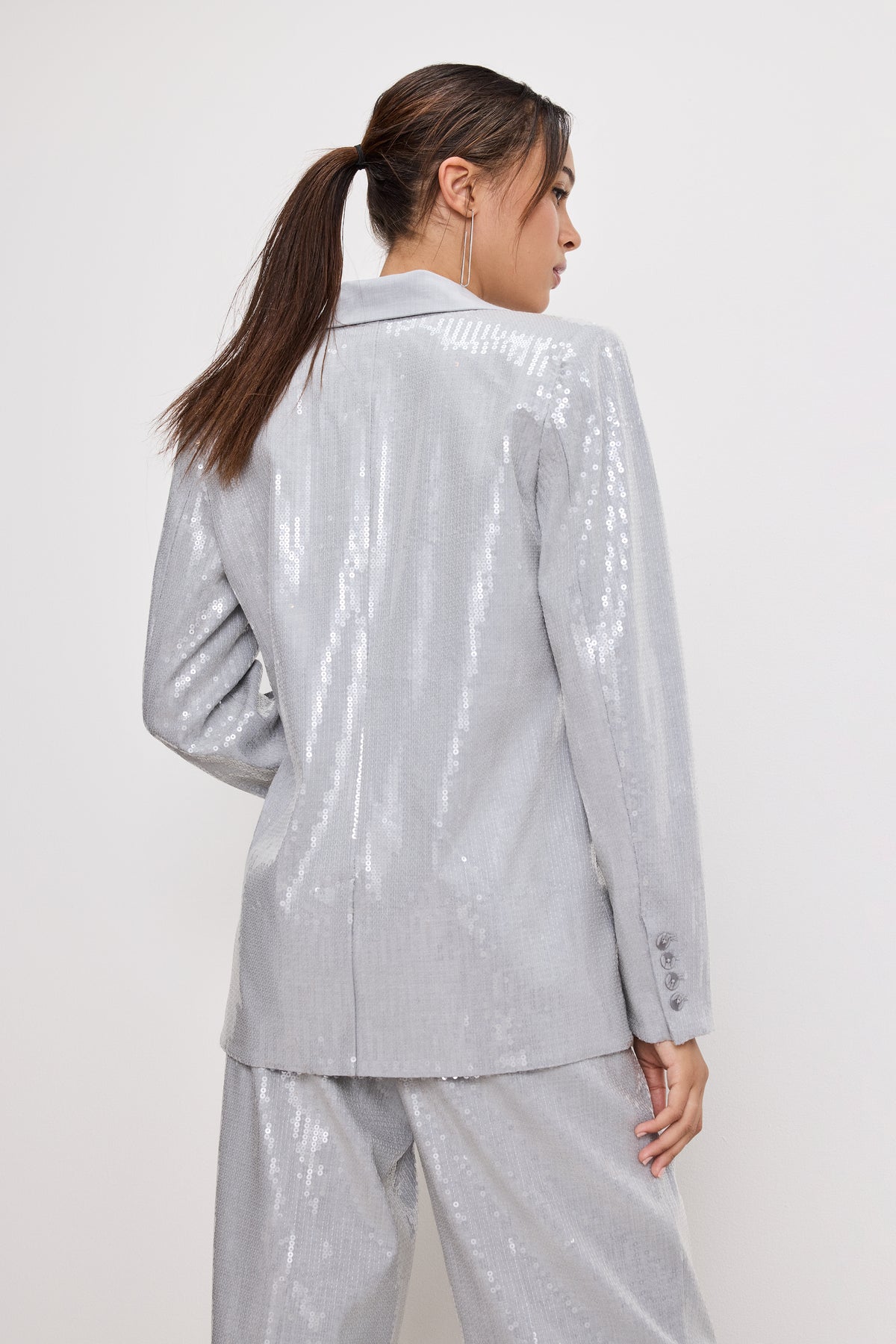 SEQUIN OVERSIZED BLAZER | HEATHER GREY001-3 | GOOD AMERICAN | MODEL_A