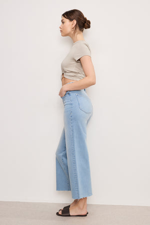 GOOD WAIST PALAZZO CROP COMPRESSION JEANS | INDIGO862