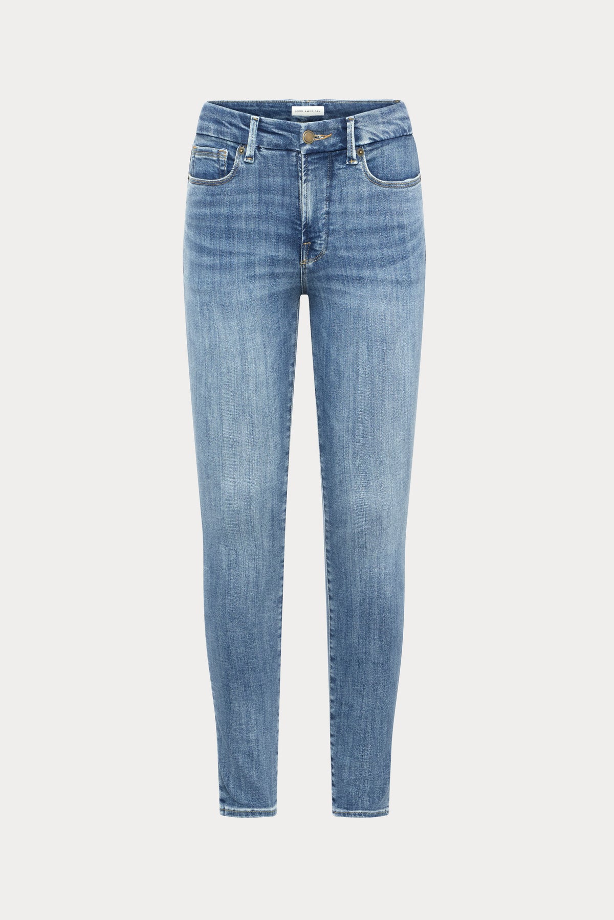 GOOD LEGS SKINNY JEANS | INDIGO1154-7 | GOOD AMERICAN | MODEL