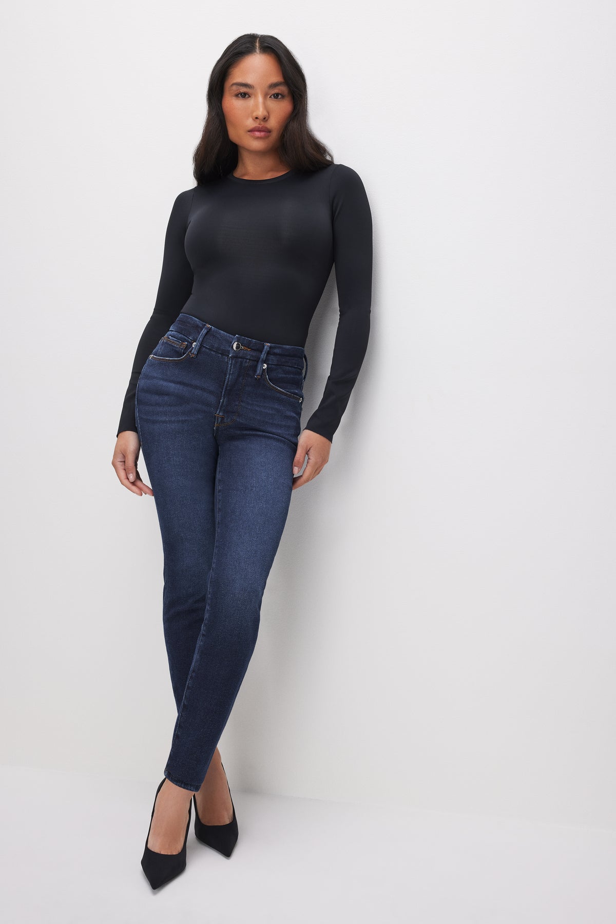 GOOD PETITE SKINNY JEANS | BLUE866-1 | GOOD AMERICAN | MODEL_A