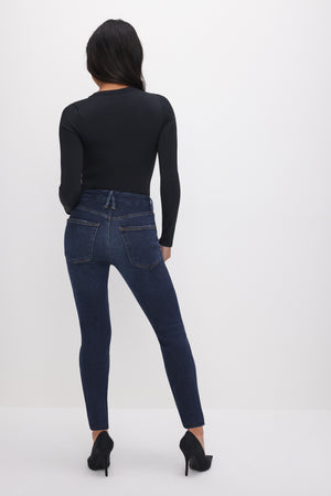model: Size 0 |