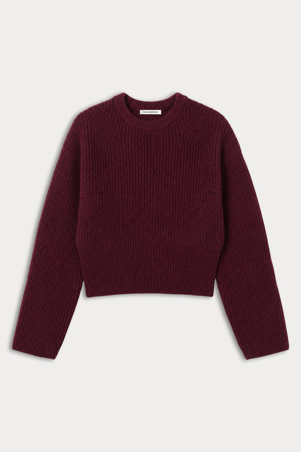 THE CHUNKY KNIT SWEATER | BERRY NOIR-6 | GOOD AMERICAN | MODEL