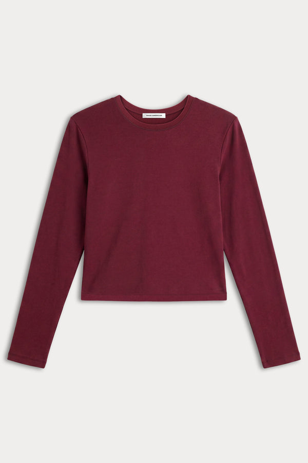 THE LONG SLEEVE BABY TEE | BERRY NOIR-5 | GOOD AMERICAN | MODEL