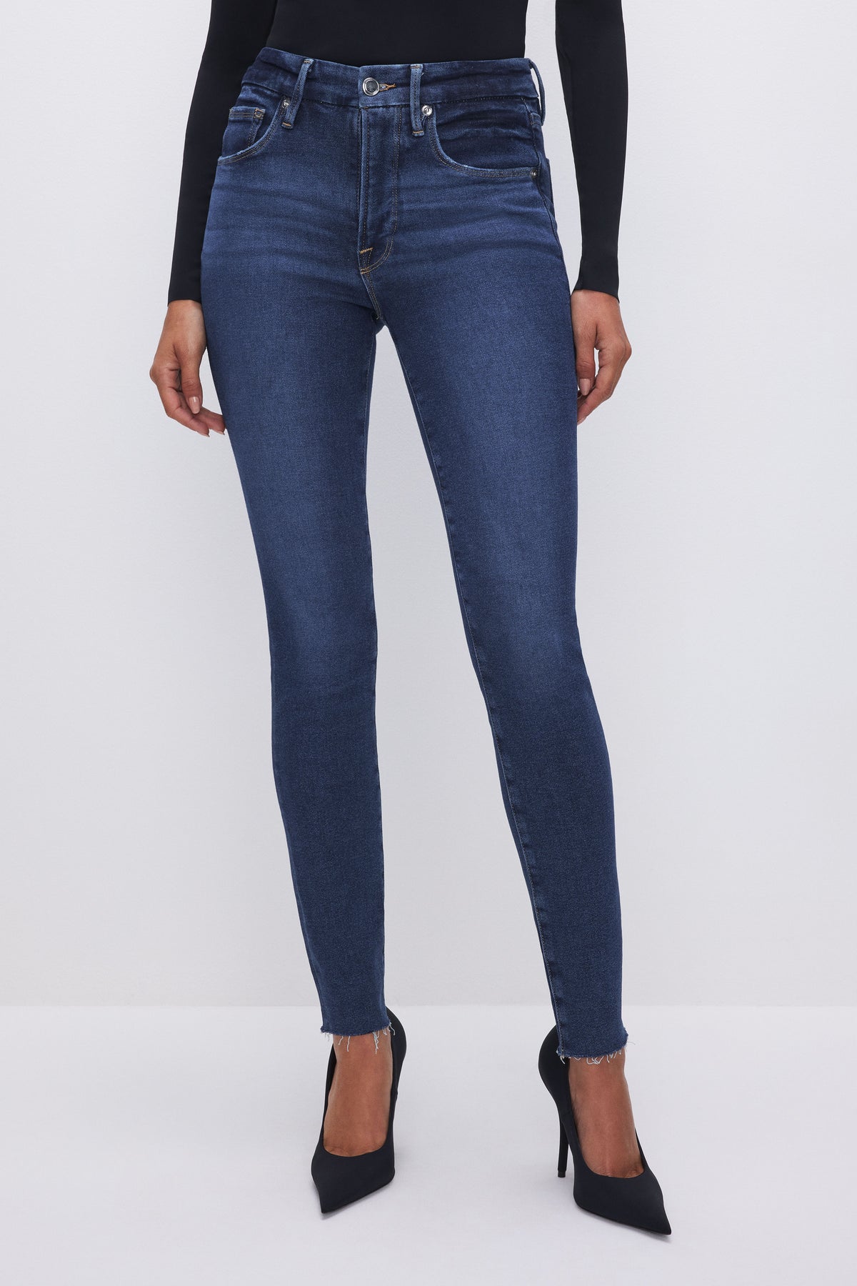 GOOD LEGS SKINNY JEANS | BLUE866-2 | GOOD AMERICAN | MODEL_A