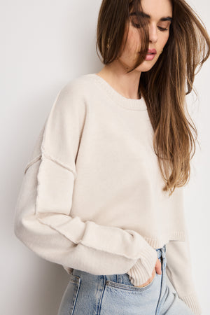 COZY KNIT CREW NECK | VANILLA001