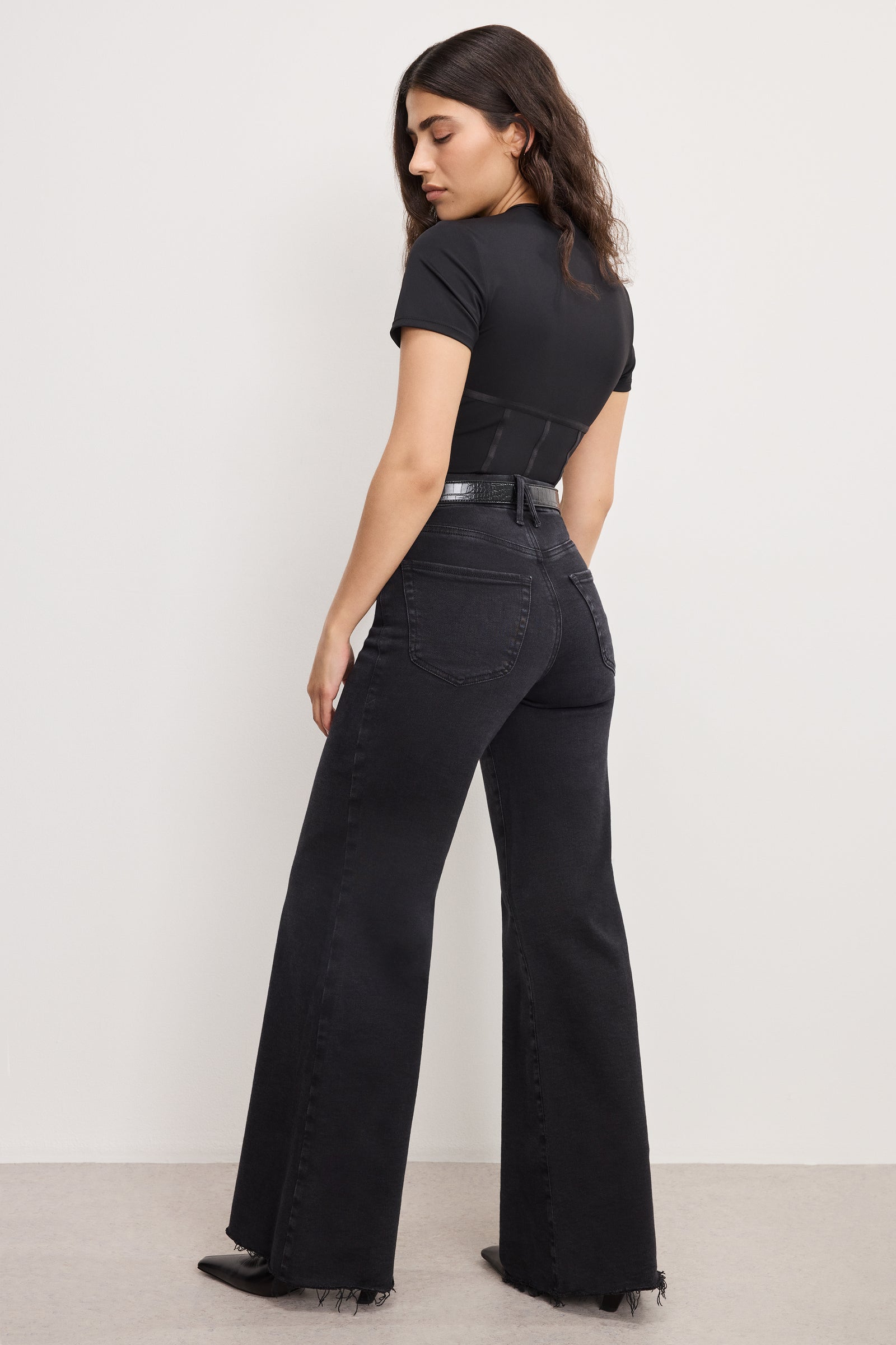SOFT TECH GOOD PETITE PALAZZO JEANS | BLACK391