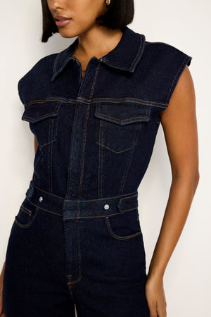 model: Size 0 |