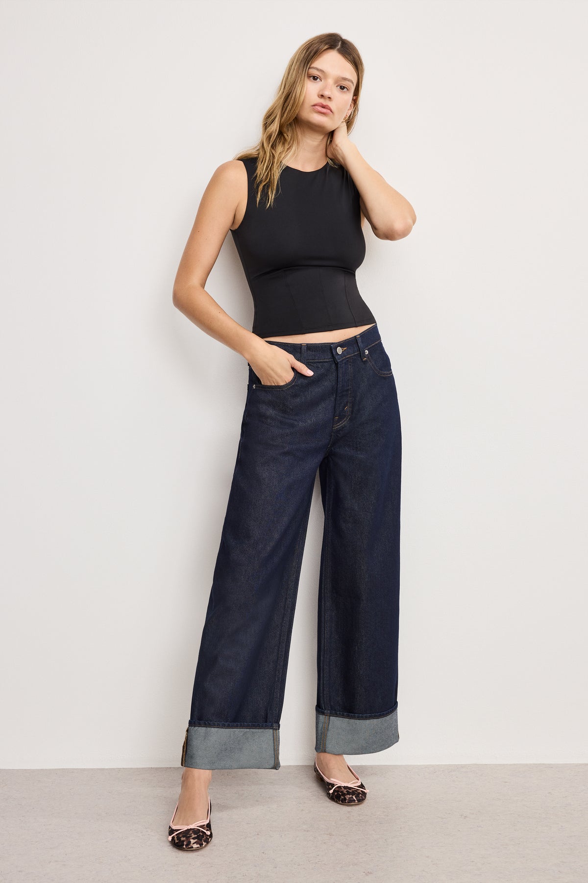 GOOD LOW RISE BAGGY CUFFED JEANS | INDIGO1006-1 | GOOD AMERICAN | MODEL_A