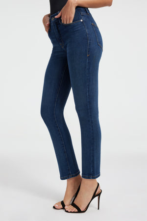 model: Size 0 |
