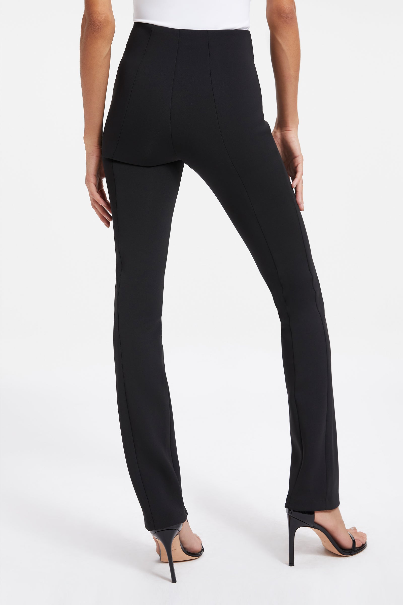 model: Size 0 |